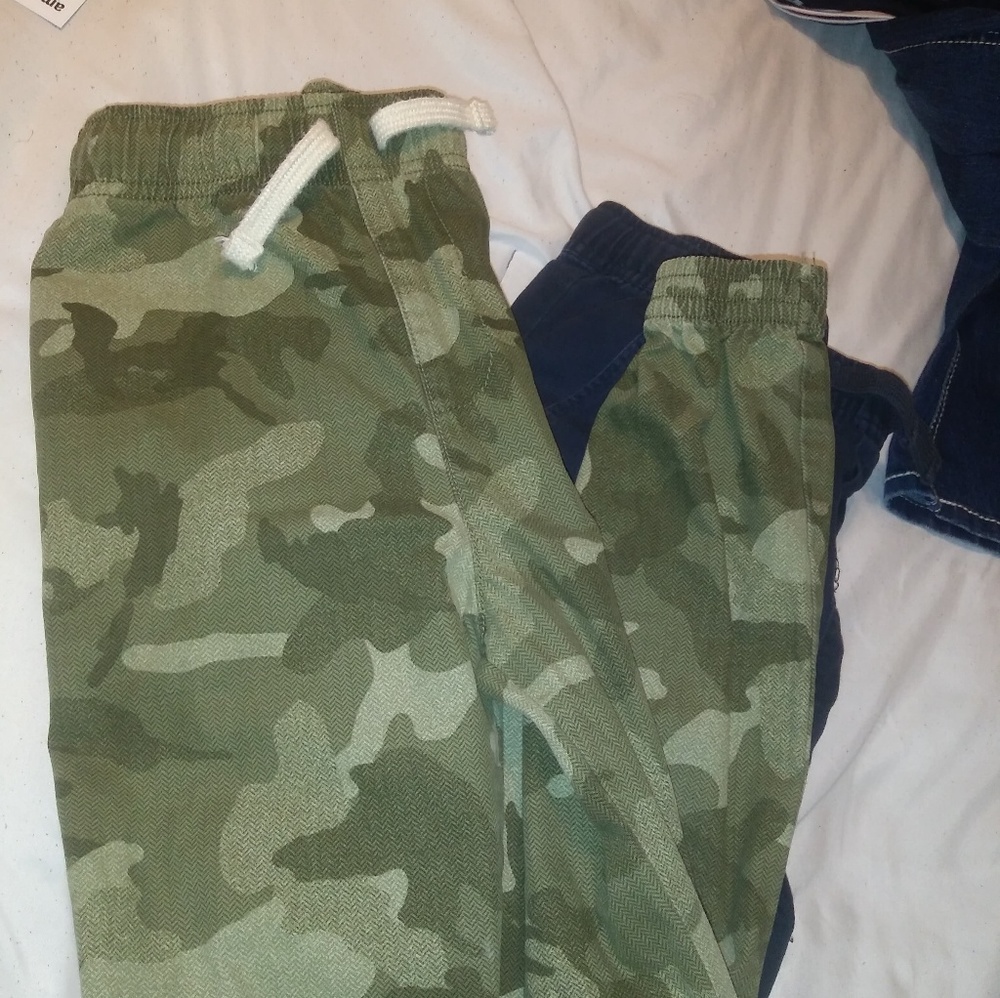 Boys joggers size 10
